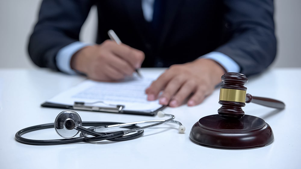 awyer filing a medical malpractice lawsuit